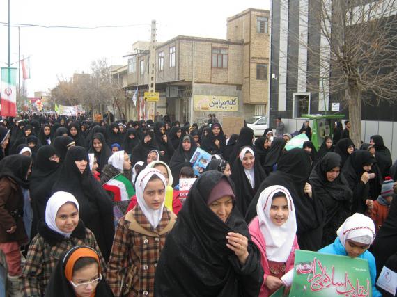 راهپیمایی مردم کبودراهنگ در 22 بهمن
