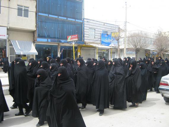 گزارش تصویری راهپیمایی نمازگزاران کبودراهنگ در محکومیت رژیم آل سعود
