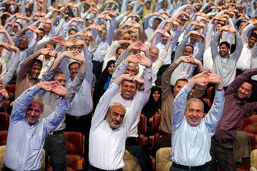 حرکات کششی وزرای دولت روحانی و احمدی‌نژاد +عکس 