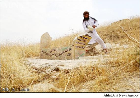 داعش به "قبر عراقی ها" هم رحم نکرد! + عکس 