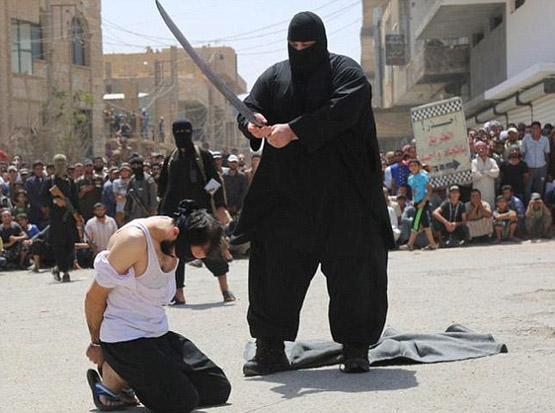 مراسم گردن‌زنی داعش توسط "بولدوزر" + تصاویر