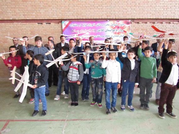 مسابقات پارا گلایدر استان در کبودراهنگ / گزارش تصویری