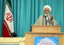 تیم مذاکره‌کننده هوشیار باشد، چراکه دشمن بدکار و حیله‌گر است 