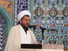 امام خمینی ملیت و اسلامیت را احیا و زنده کرد