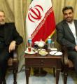 عکس یادگاری دیپلمات ایران و لاریجانی